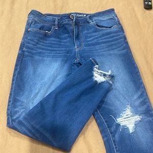 AE stretch distressed jean